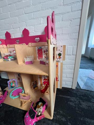 Pop huis beschikbaar voor biedingen