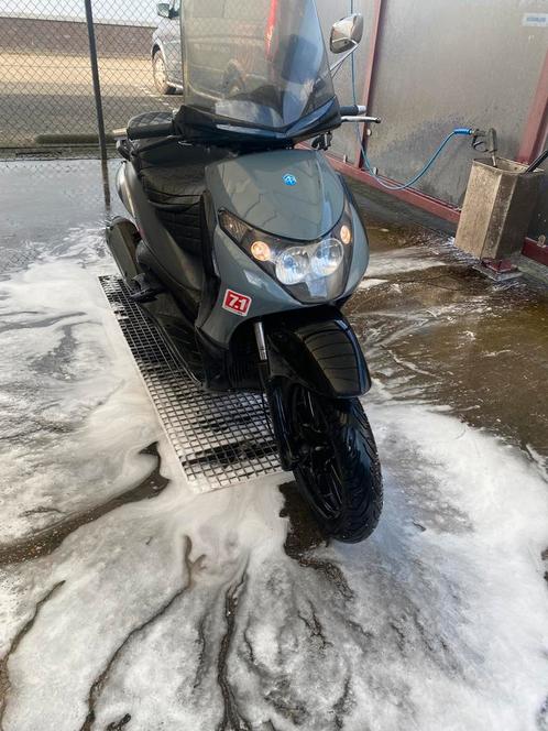 Piaggio Beverly 250cc, Fietsen en Brommers, Scooters | Piaggio, Gebruikt, Overige modellen, Ophalen