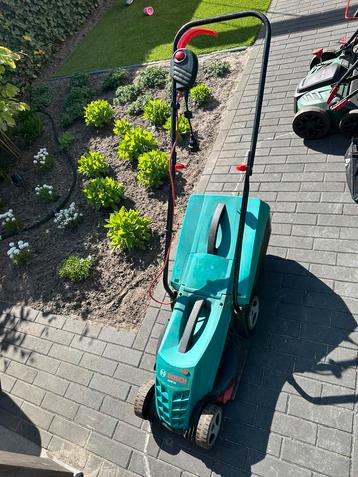 Grasmaaier bosch electrisch beschikbaar voor biedingen