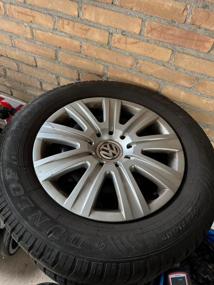 Staalvelgen 5x112 VW Tiguan met VW wieldoppen 16 inch”, Auto diversen, Wieldoppen, Ophalen