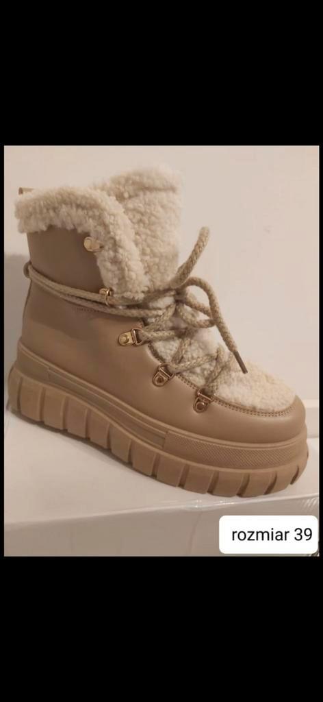 Beige Winter Boots - Maat 39, Kleding | Dames, Schoenen, Nieuw, Snowboots, Beige, Ophalen of Verzenden