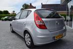 Hyundai I30 1.6i Dynamic, Voorwielaandrijving, Stof, Gebruikt, 1591 cc