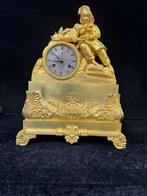 leuke vroege bronzen pendule met touwtjes slinger, Antiek en Kunst, Antiek | Klokken, Ophalen of Verzenden