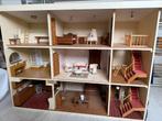 Poppenhuis met verlichting., Verzamelen, Poppenhuizen en Toebehoren, Ophalen, Zo goed als nieuw, Poppenhuis