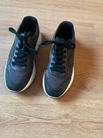 Axel arigato sneakers maat 42, Kleding | Heren, Ophalen of Verzenden
