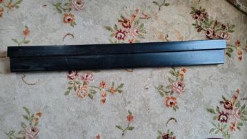 Onder dorpel kunststof  beschikbaar voor biedingen