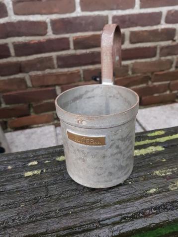 Antieke 1/2 liter metalen melkkannetje beschikbaar voor biedingen