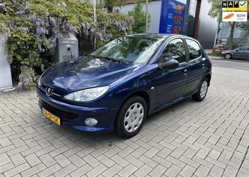 Peugeot 206 1.4 Air-line 3 met goed werkende Airco 5drs en m beschikbaar voor biedingen