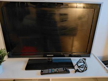 Samsung TV 40 inch - Werkt nog prima! beschikbaar voor biedingen
