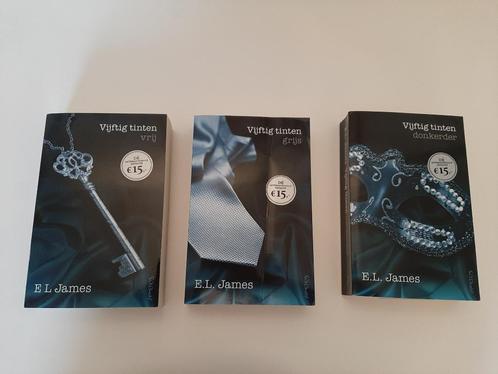 Boeken 3 x Vijftig tinten., Boeken, Romans, Zo goed als nieuw, Nederland, Ophalen of Verzenden