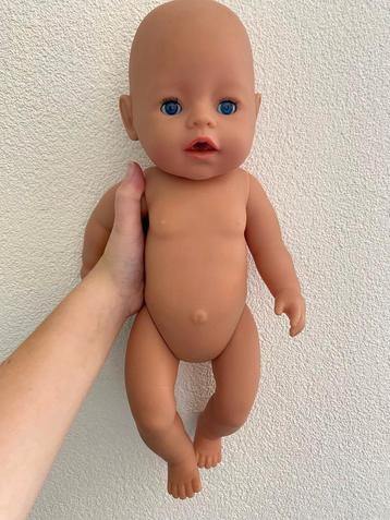 Babyborn met heel veel kleding etc beschikbaar voor biedingen
