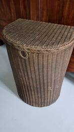 Lloyd Loom was mand uit oktober 1933, Ophalen