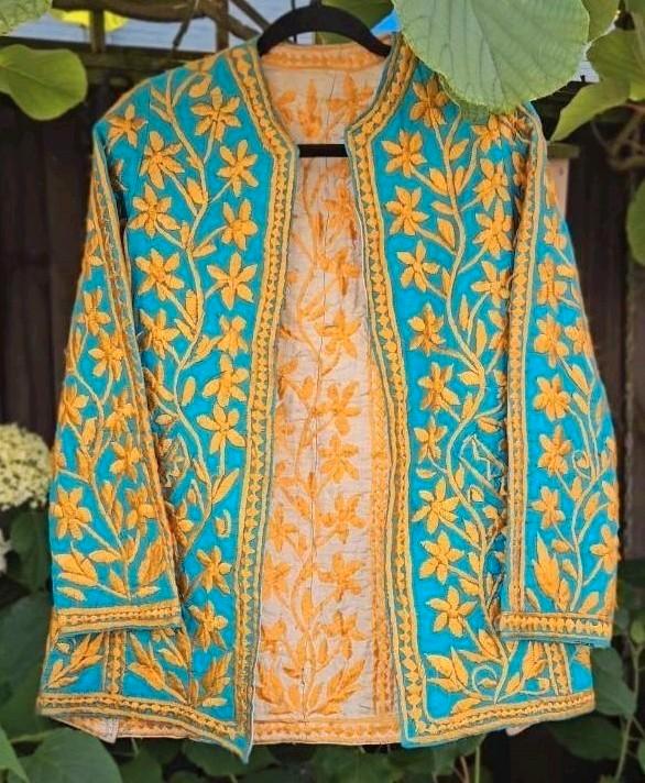 Vintage 70s Afghaanse geborduurd jasje romy boomsma hippie, Kleding | Dames, Jasjes, Kostuums en Pakken, Zo goed als nieuw, Maat 38/40 (M)