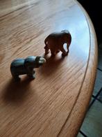 2 leuke olifantjes 1 edel steen 5,5x4 €9,95 1 hout.€6,95, Ophalen of Verzenden