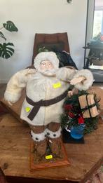 Kerstman met mand 40cm hoog, Diversen, Kerst, Ophalen, Zo goed als nieuw