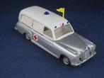 Tekno Denmark  Mercedes-Benz 220S Ambulance/IZGS!!, Verzenden, Zo goed als nieuw, Auto, Tekno