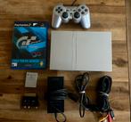 Sony Playstation PS2 Slim met controller en Gran Turismo, Spelcomputers en Games, Spelcomputers | Sony PlayStation 2, Gebruikt