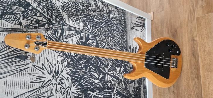 Melody grabber fretless jaren 70, Muziek en Instrumenten, Snaarinstrumenten | Gitaren | Bas, Zo goed als nieuw, Ophalen