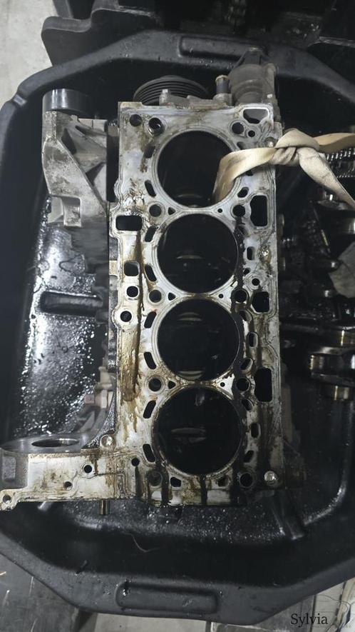 Onderblok kaleblok BMW motor code  N47N 11112359840 2359840, Auto-onderdelen, Motor en Toebehoren, Gebruikt, Ophalen of Verzenden