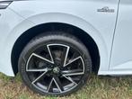 Skoda KAMIQ 1.5 TSI ACT Business Edition, Auto's, Skoda, Euro 6, 4 cilinders, 150 pk, Bedrijf