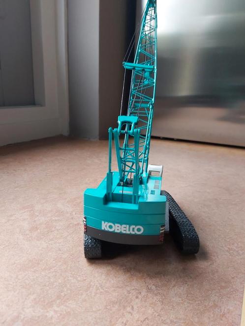 Kobelco 7100 Mastertech hydr hijskraan met vakwerkgiek 1/60, Hobby en Vrije tijd, Modelauto's | 1:50, Nieuw, Hijskraan, Tractor of Landbouw