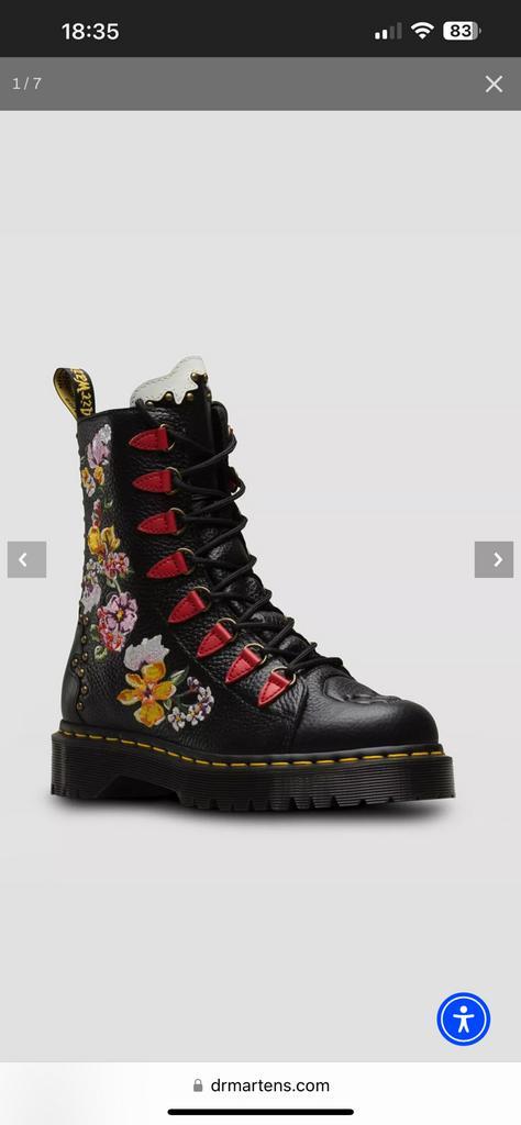 Dr Martens Nyberg maat 43, Kleding | Dames, Schoenen, Zo goed als nieuw, Ophalen of Verzenden