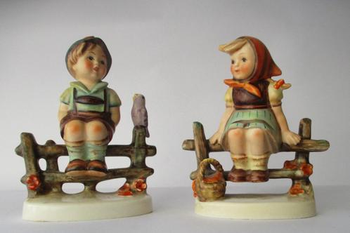 M I Hummel:112 3/0-Just Resting10cm+111 3/0-Wayside Harmony, Verzamelen, Complete verzamelingen en Collecties, Verzenden