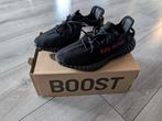 yeezy boost 350 v2 zwart rood (2017/2020) maat 43 1/3, Kleding | Heren, Schoenen, Ophalen, Nieuw