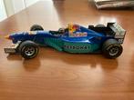 Formule F1 auto 96 SAUBER C15., Hobby en Vrije tijd, Modelauto's | 1:18, Zo goed als nieuw, Ophalen