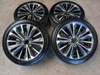 17 inch originele velgen + winterbanden Toyota Corolla Auris