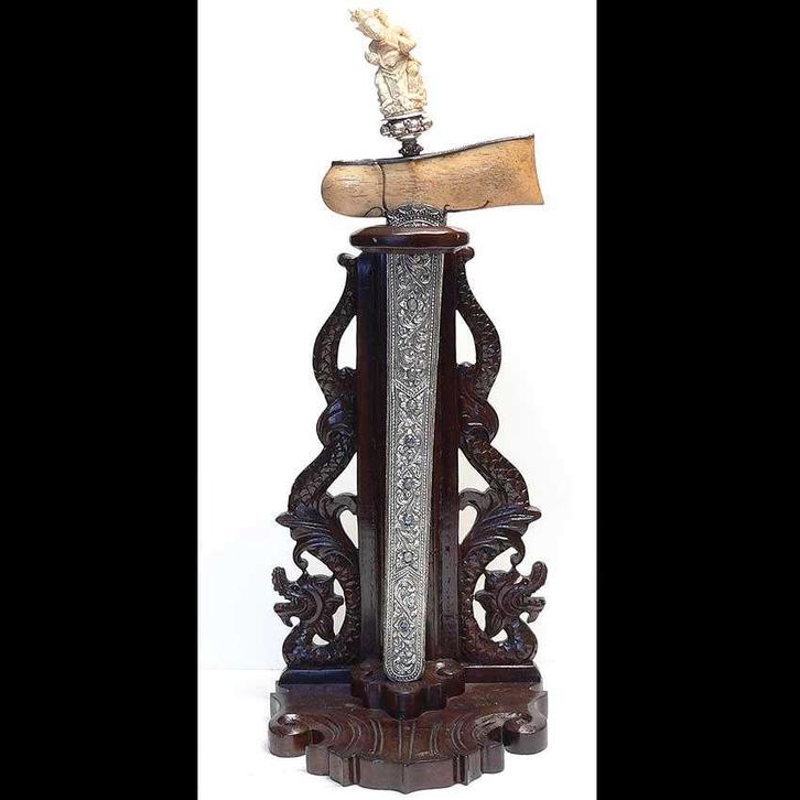 Keris houder met Naga's v. 1 Keris Java Bali Indonesie PL30, Antiek en Kunst, Kunst | Niet-Westerse kunst, Ophalen of Verzenden