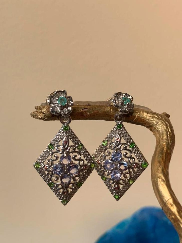 Tanzaniet smaragd diopsiet robijn beschermt vertrouwen SALE, Sieraden, Tassen en Uiterlijk, Oorbellen, Nieuw, Zilver, Blauw, Met edelsteen