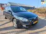 Hyundai I30 CW 1.6i i-Catcher, Gebruikt, 4 cilinders, Zwart, I30
