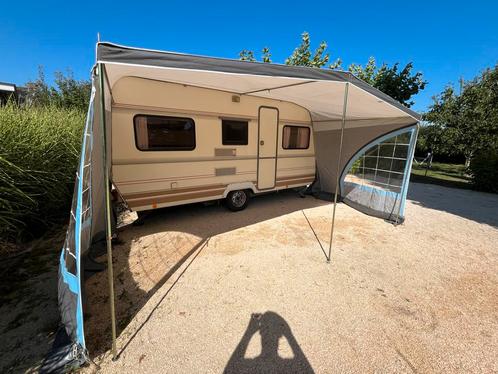 Dethleffs Caravan met stapelbed, Caravans en Kamperen, Caravans, Particulier, tot en met 4, 750 - 1000 kg, Rondzit, Dethleffs