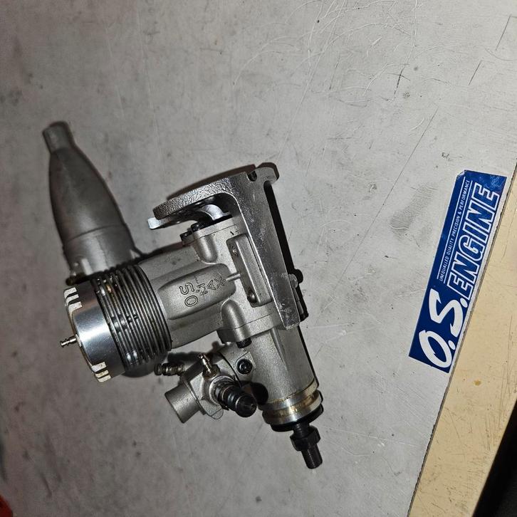 Os max 40 SR met 743 uitlaat., Hobby en Vrije tijd, Modelbouw | Radiografisch | Vliegtuigen, Zo goed als nieuw, Nitro, RTF (Ready to Fly)