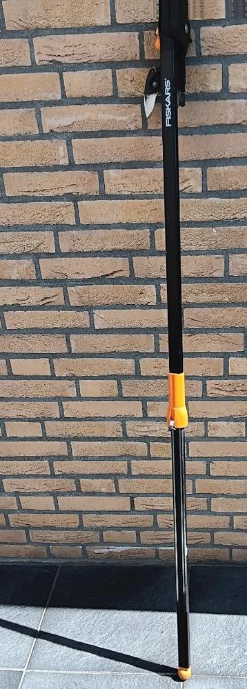 Fiskars Telescopische snoeigiraffe. beschikbaar voor biedingen