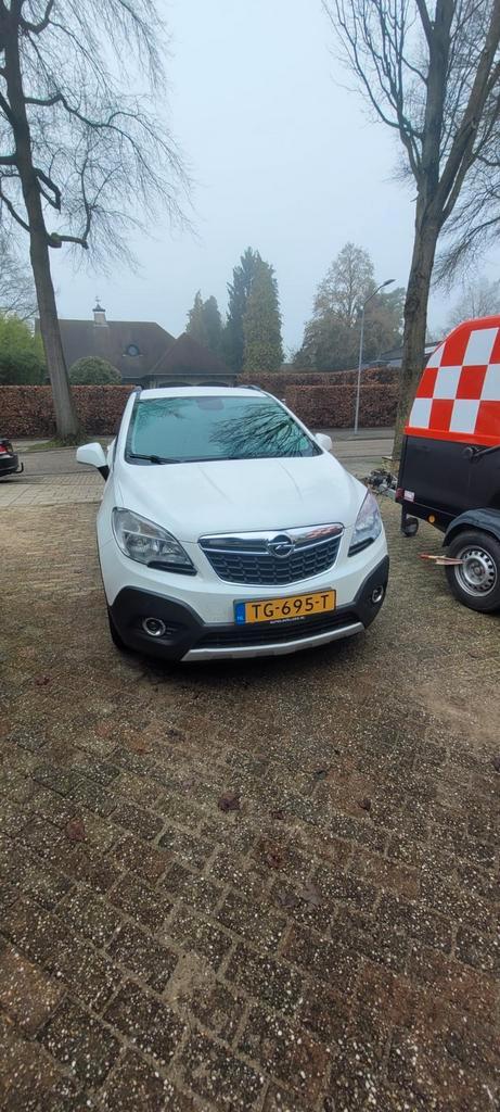 Opel Mokka 1.6 85KW 2013 Wit, Auto's, Opel, Particulier, Mokka, Benzine, C, SUV of Terreinwagen, Handgeschakeld, Geïmporteerd
