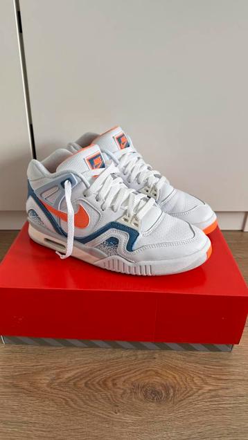 Nike Air Tech Challenge II QS Stone blue 42,5 beschikbaar voor biedingen