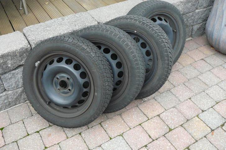winterbanden op velg, Auto-onderdelen, Banden en Velgen, Banden en Velgen, Winterbanden, 15 inch, 165 mm, Personenwagen, Gebruikt