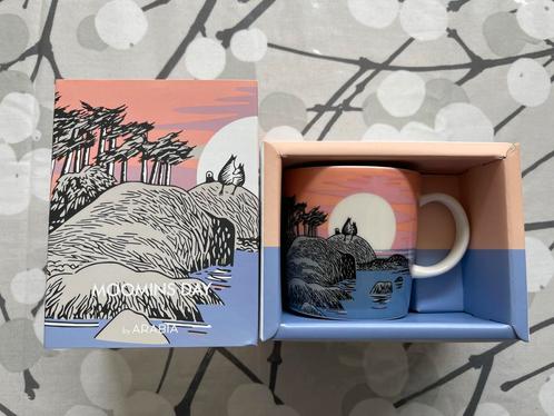 Arabia Moomin Mok – Moomin’s Day 2018, Huis en Inrichting, Keuken | Servies, Nieuw, Kop(pen) en/of Schotel(s), Overige stijlen