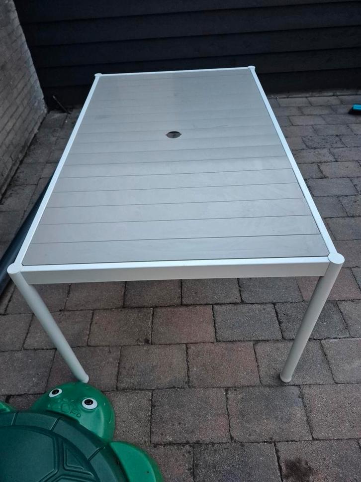Tuintafel Ikea SEGERÖN, Tuin en Terras, Tuintafels, Zo goed als nieuw, Rechthoekig, Ophalen of Verzenden