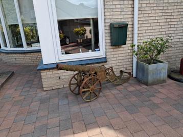 Mooi oud geworden groot Kanon van gietijzer 160cm lang 100kg beschikbaar voor biedingen