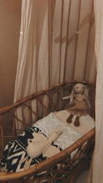 Uniek origineel oud rotan wiegje met namen vanaf 1950, Kinderen en Baby's, Babywiegjes en Ledikanten, Ophalen, Zo goed als nieuw