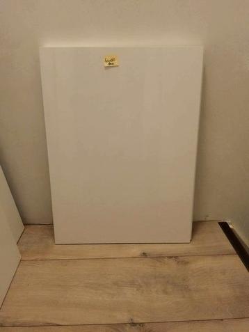 2 x keukendeur ikea 60 x80. Gebruikt  beschikbaar voor biedingen