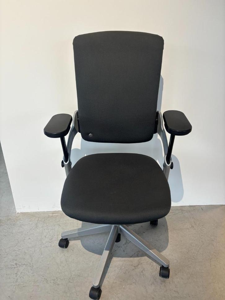 Haworth Comforto bureaustoel, Huis en Inrichting, Bureaustoelen, Zo goed als nieuw, Bureaustoel, Zwart, Ergonomisch, Ophalen of Verzenden