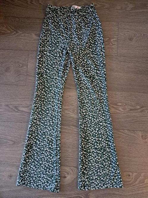 flared Broek America Today  - 158/164  jusa17, Kinderen en Baby's, Kinderkleding | Maat 158, Zo goed als nieuw, Meisje, Broek