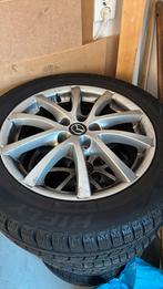Mazda winterbanden met originele Mazda 6 velgen 225/55/r17, Auto-onderdelen, Banden en Velgen, Ophalen, Gebruikt, Banden en Velgen