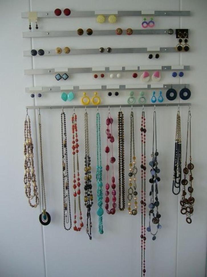 zeer praktisch Sieradenrek nog splinternieuw, Sieraden, Tassen en Uiterlijk, Overige Accessoires, Zo goed als nieuw, Ophalen of Verzenden