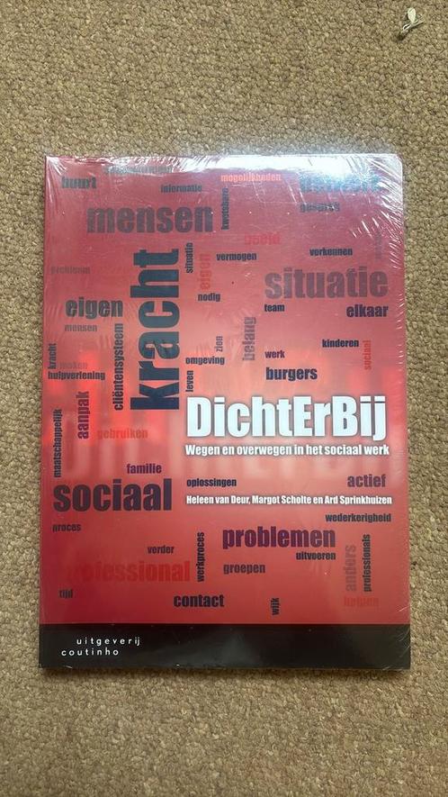 Margot Scholte - Dichterbij, Boeken, Wetenschap, Zo goed als nieuw, Sociale wetenschap, Ophalen of Verzenden