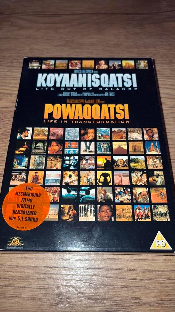 Koyaanisqatsi en Powaqqatsi met muziek van Philip Glass., Cd's en Dvd's, Dvd's | Documentaire en Educatief, Zo goed als nieuw